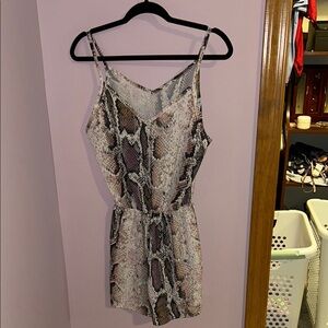 Stylish Snake Print Jumpsuit